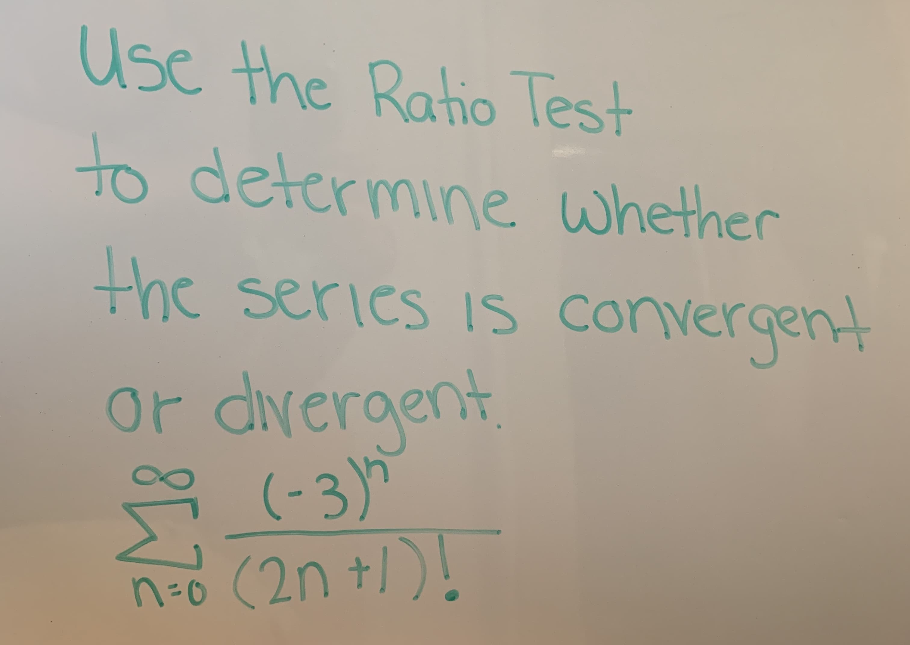 Use the Raho Test
to determine whether
thc serics is convergen
Or divergent
oo(-3
n 0
