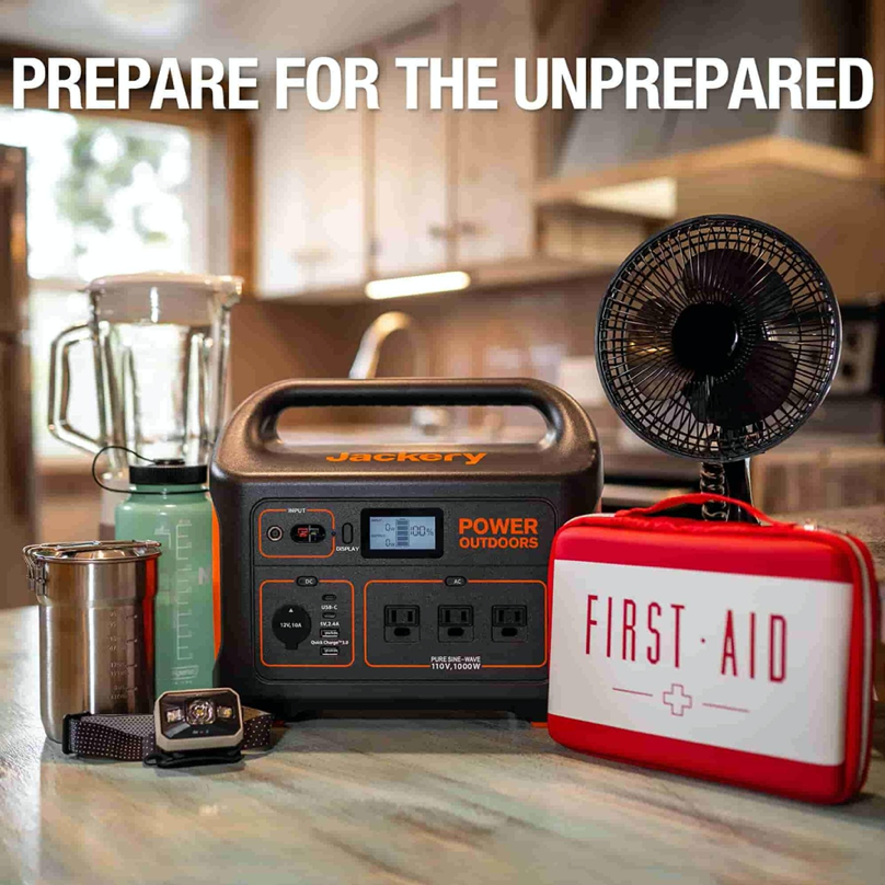 PREPARE FOR THE UNPREPARED
Jackery
POWER
OUTDOORS
00%
OSPLAY
FIRST AID
O Oun
PURE SINE-WAVE
110V, 1000W
